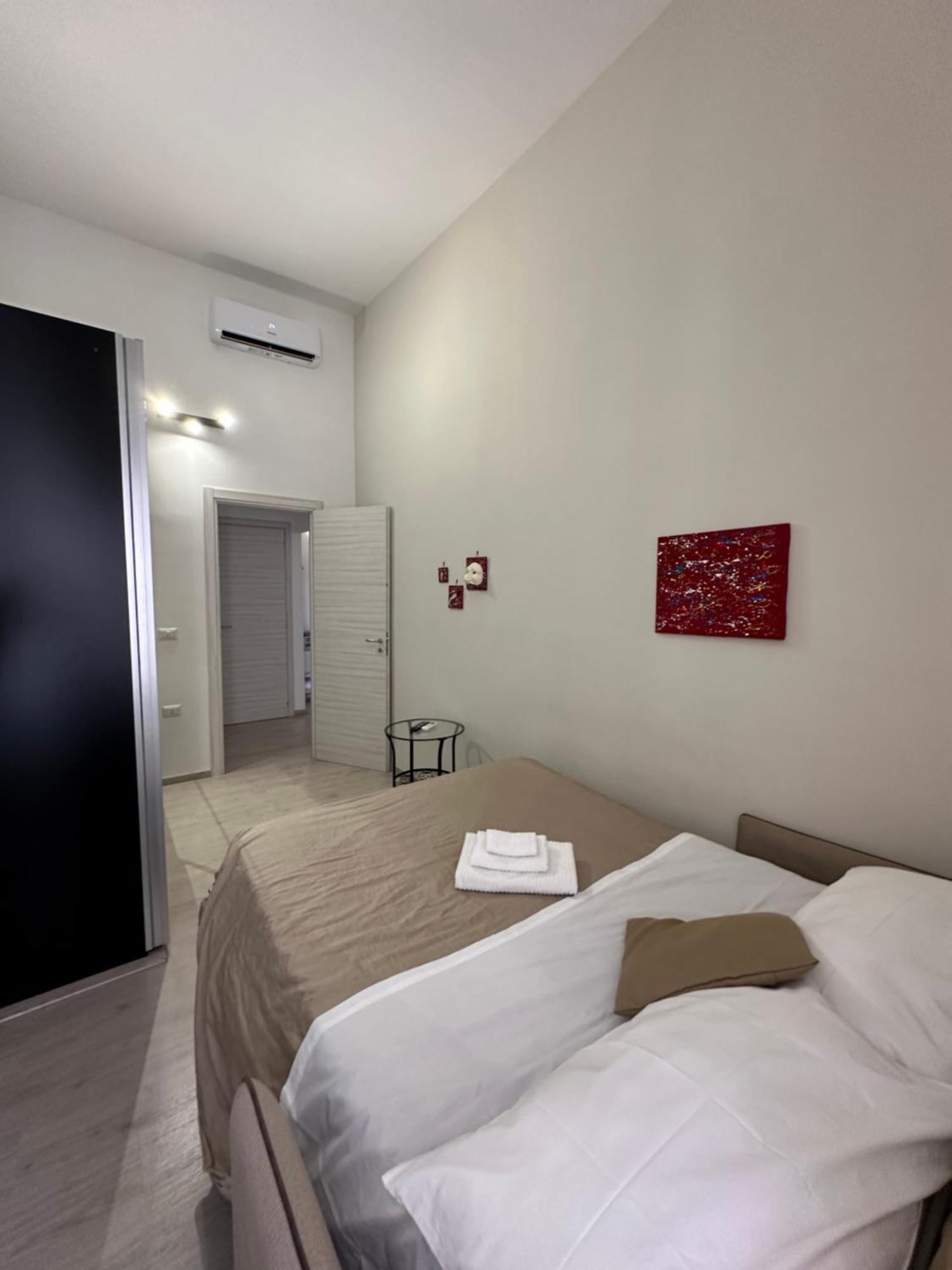 Stay Soft Apartment - Centro Storico Napoli Dış mekan fotoğraf