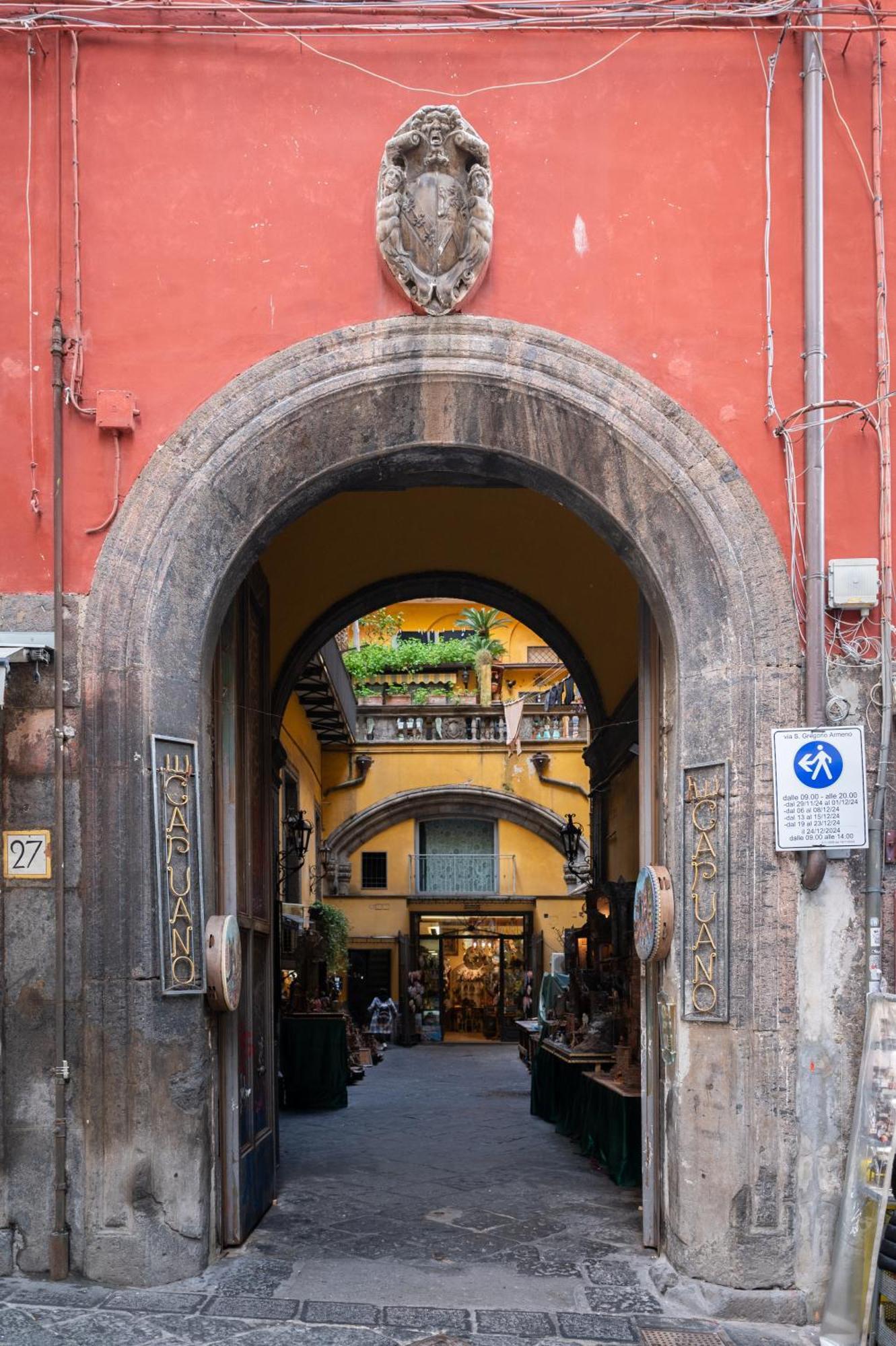 Stay Soft Apartment - Centro Storico Napoli Dış mekan fotoğraf